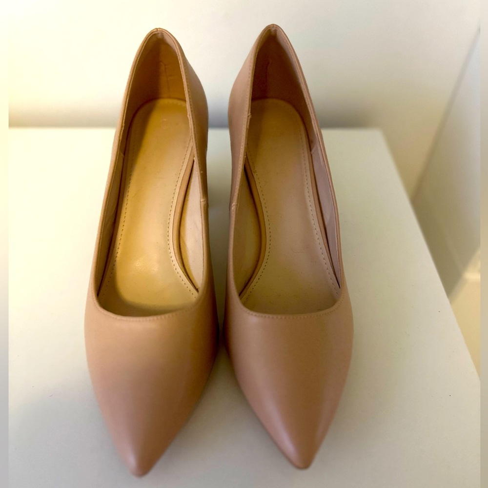 Block heel work shoes, tan